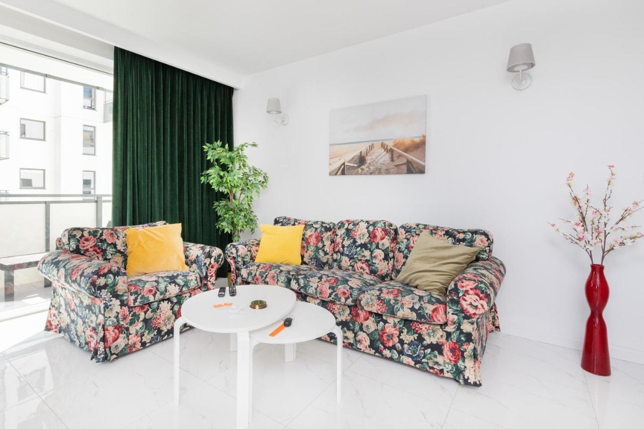 Old Town Bastion Walowa Apartments By Noclegi Renters กดัญสก์ ภายนอก รูปภาพ