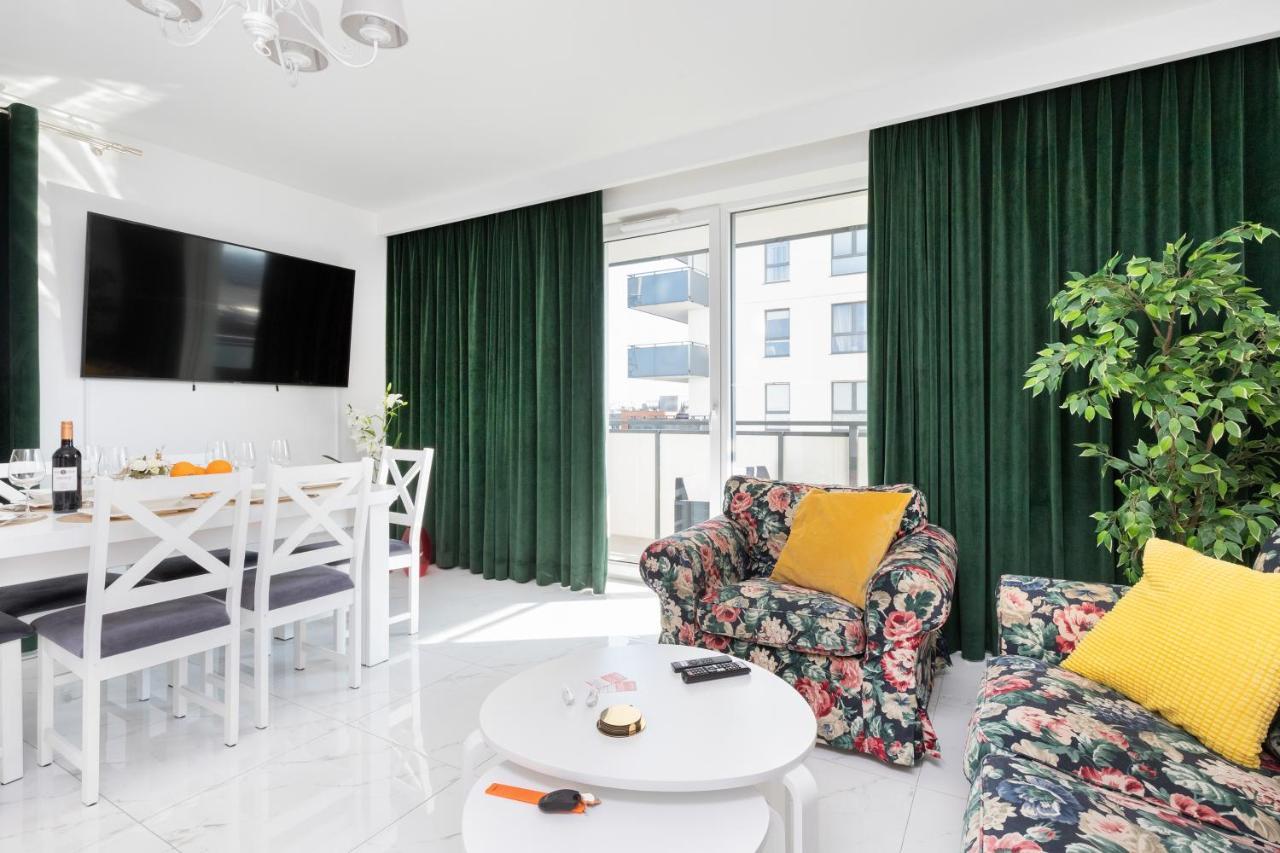 Old Town Bastion Walowa Apartments By Noclegi Renters กดัญสก์ ภายนอก รูปภาพ