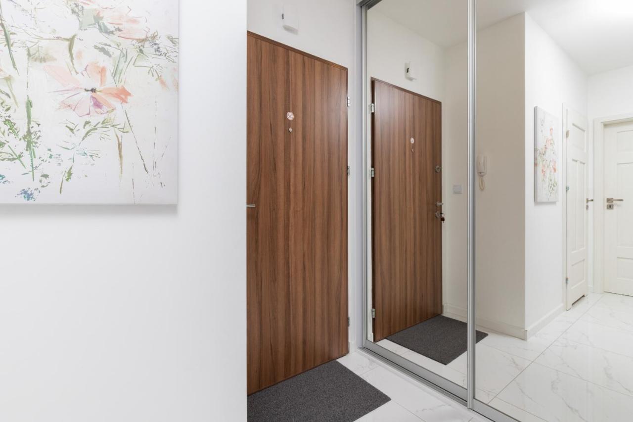 Old Town Bastion Walowa Apartments By Noclegi Renters กดัญสก์ ภายนอก รูปภาพ